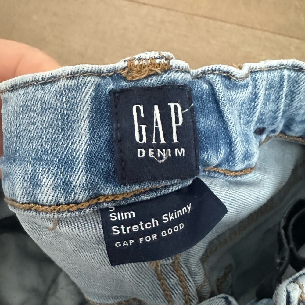 GAP Kids Light Blue Ripped Jeans - Picture 5 of 5